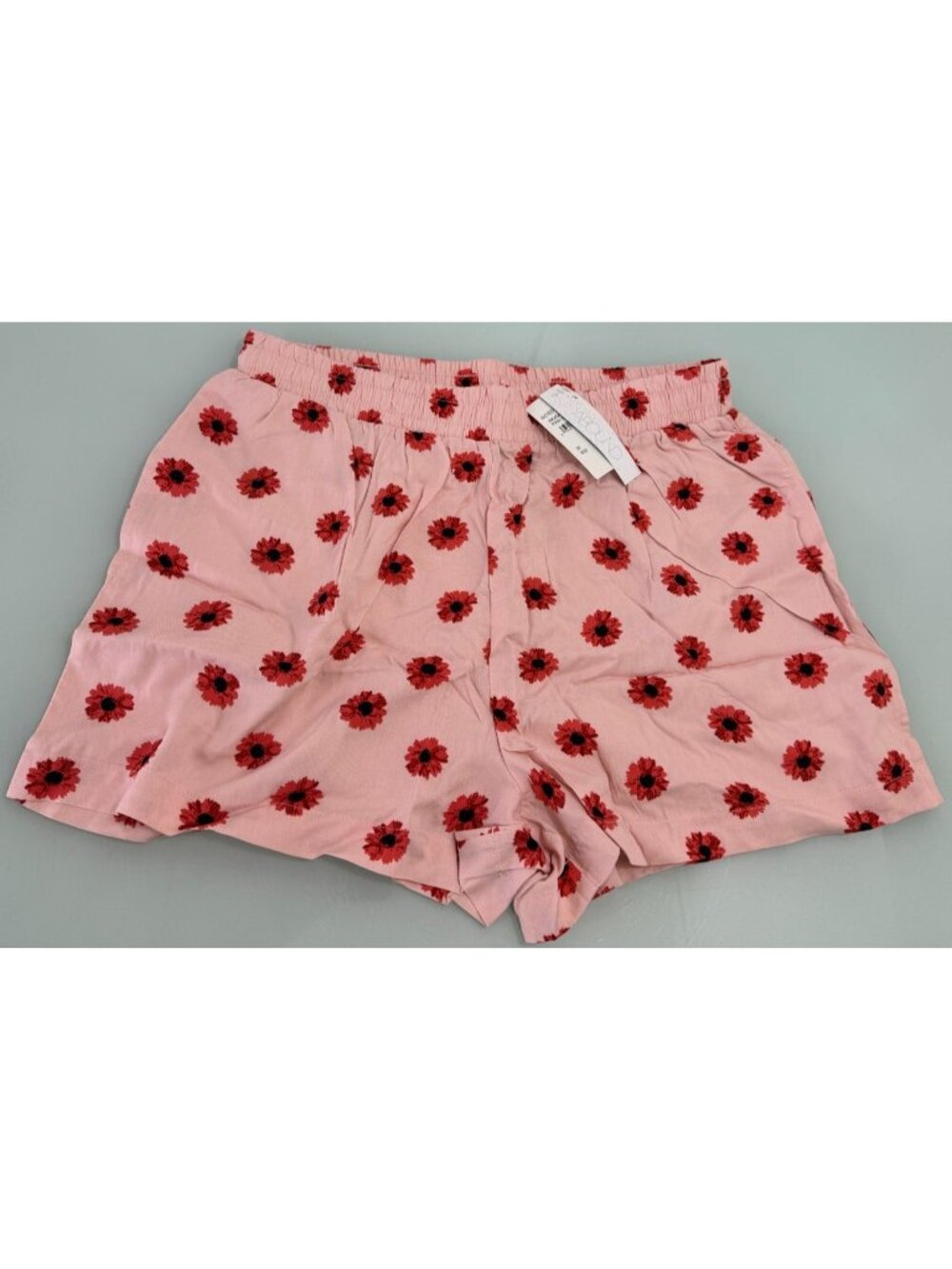 Womens Shorts M Daisy Pink Elastic Waist Pull On 100% Rayon 2.5" Inseam Pockets